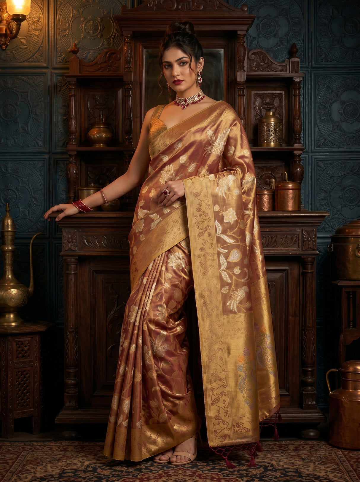 MIMOSA Saree Saree — pose 4 styling detail