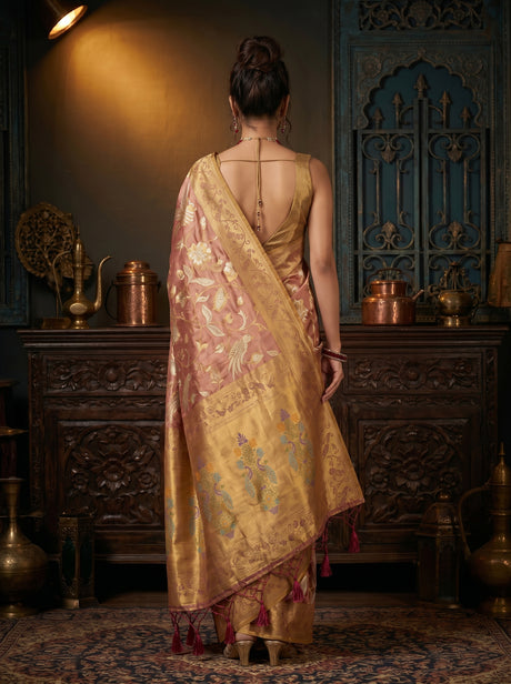 MIMOSA Saree Saree — pose 2 styling detail