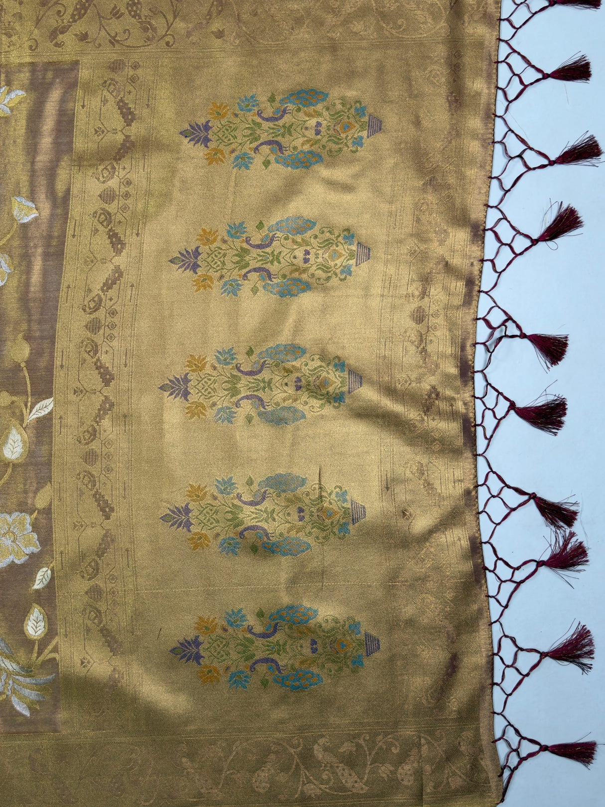 MIMOSA Saree Saree — pallu and zari work detail