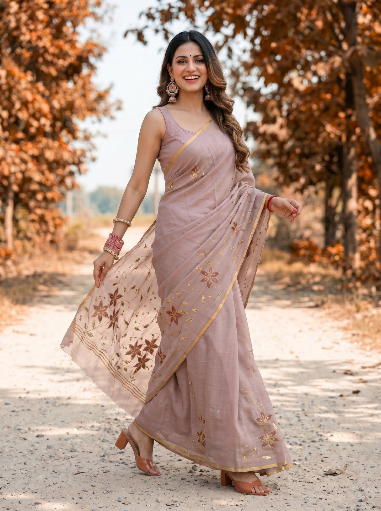 MIMOSA Tussar Banarasi chiffon Saree — close up of pallu motif