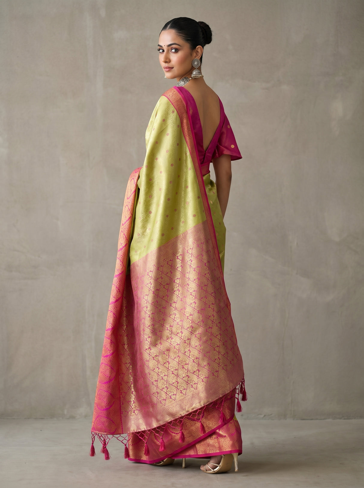 MIMOSA Olive Kanjivaram Art Silk Saree — pose 9 styling detail