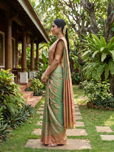 MIMOSA Saree Saree — pose 3 styling detail