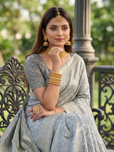 MIMOSA Saree Saree — pose 10 styling detail