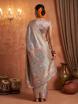 MIMOSA Saree Saree — pose 2 styling detail