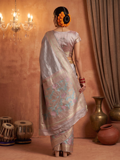 MIMOSA Saree Saree — pose 2 styling detail