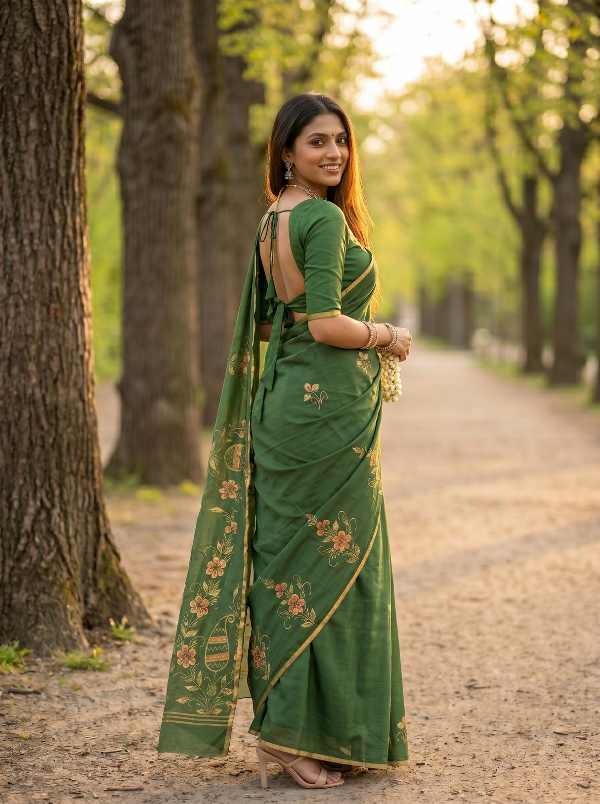 MIMOSA Saree Saree — pose 5 styling detail