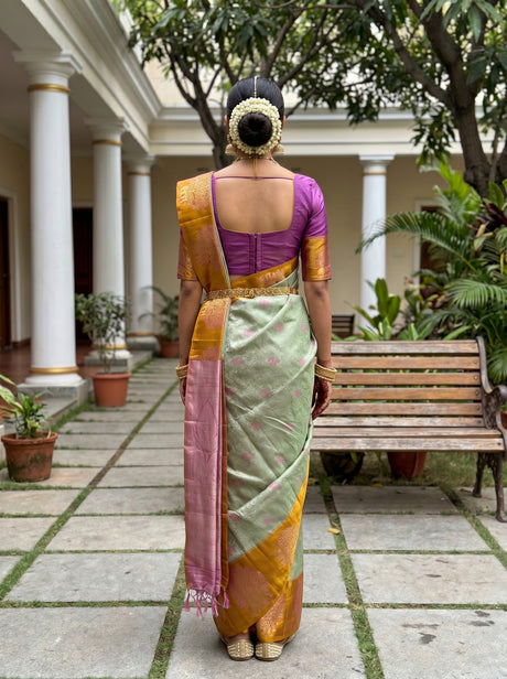 MIMOSA Saree Saree — pose 2 styling detail