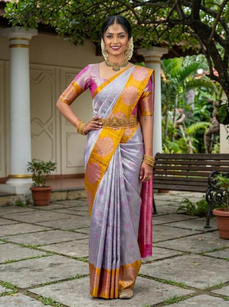 MIMOSA Saree Saree — pose 4 styling detail