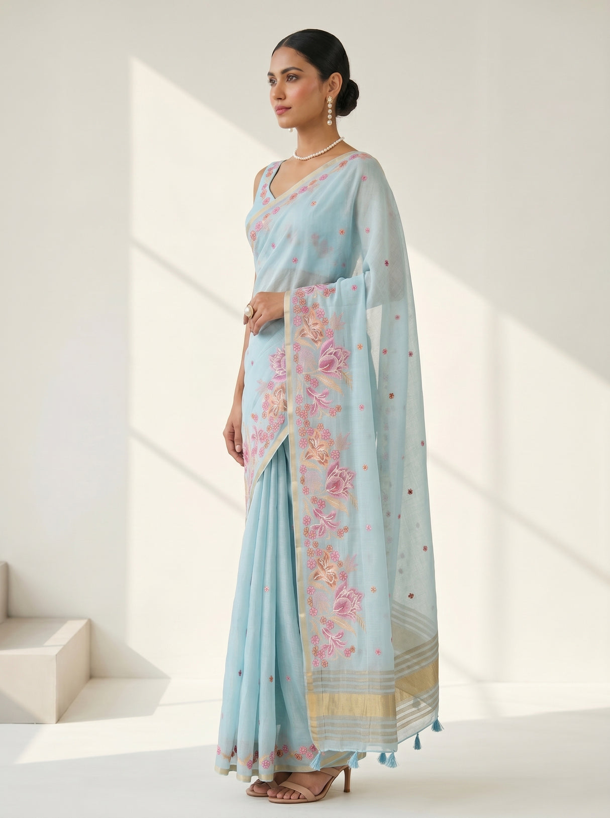 MIMOSA Ananda Saree Saree — pose 3 styling detail