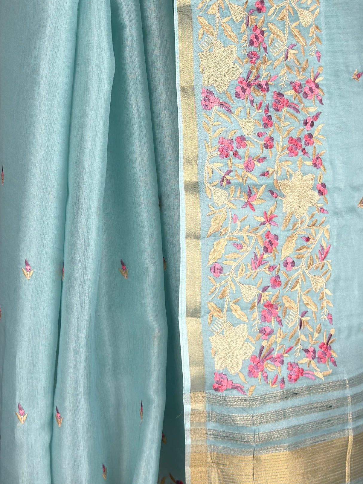 MIMOSA Ananda Banarasi Art Silk Saree — Saree pallu with tassels