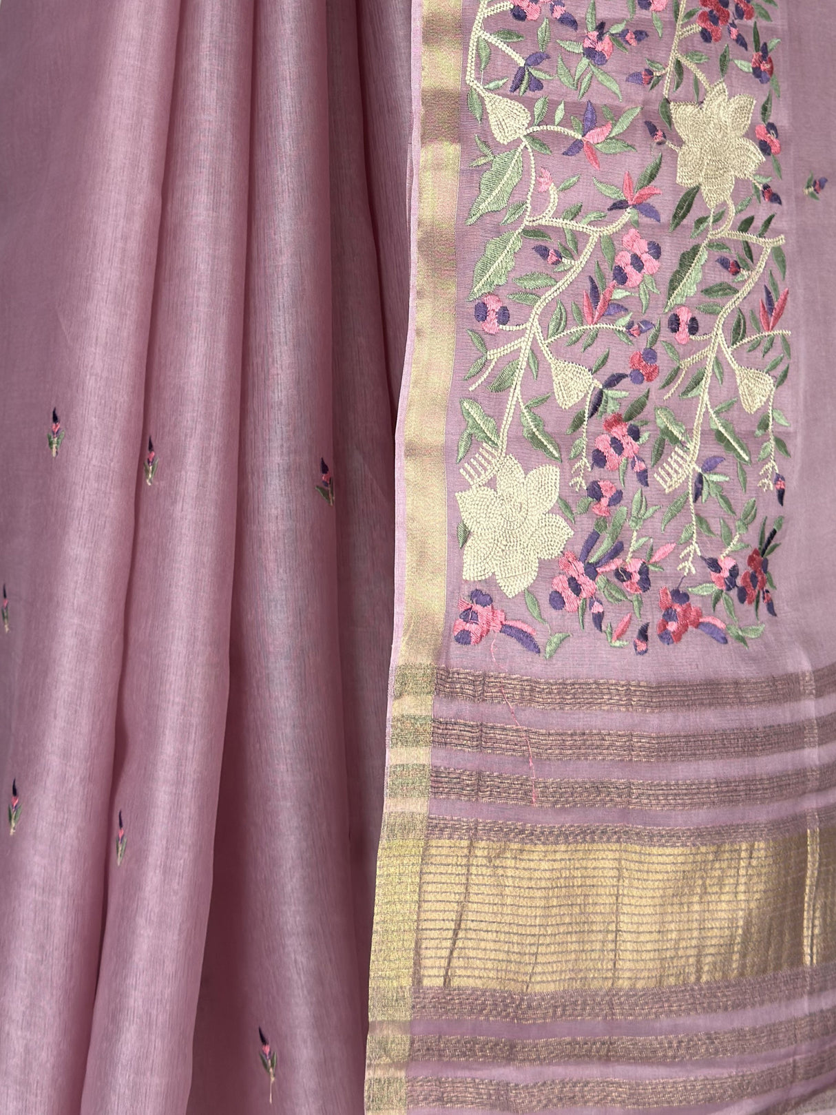 MIMOSA Pink Banarasi Art Silk Saree — Saree pallu with tassels