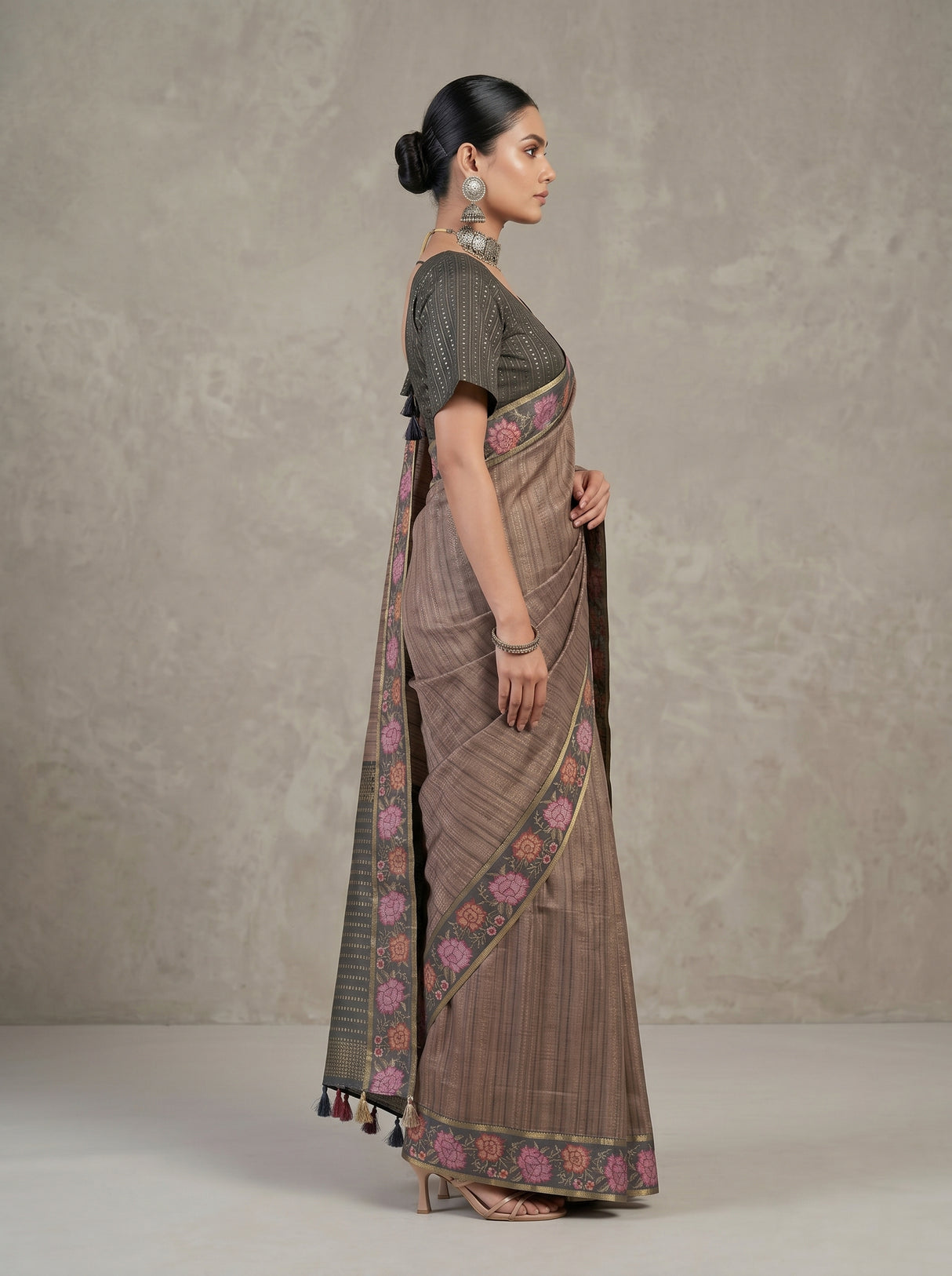 MIMOSA Grey Banarasi Art Silk Saree — pose 3 styling detail