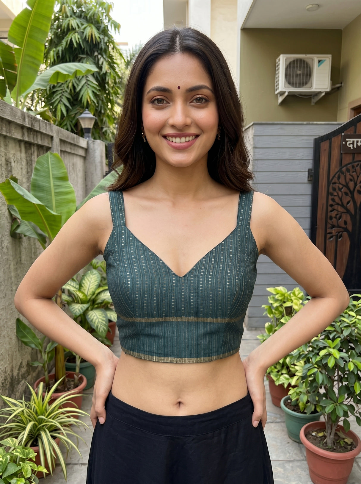 MIMOSA Saree Saree — blouse close-up