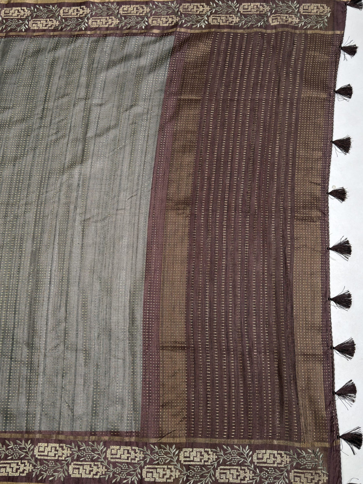 MIMOSA Saree Saree — pallu and zari work detail