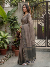 MIMOSA Saree Saree — pose 3 styling detail