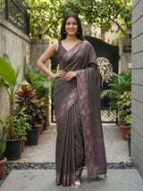 MIMOSA Saree Saree — pose 4 styling detail