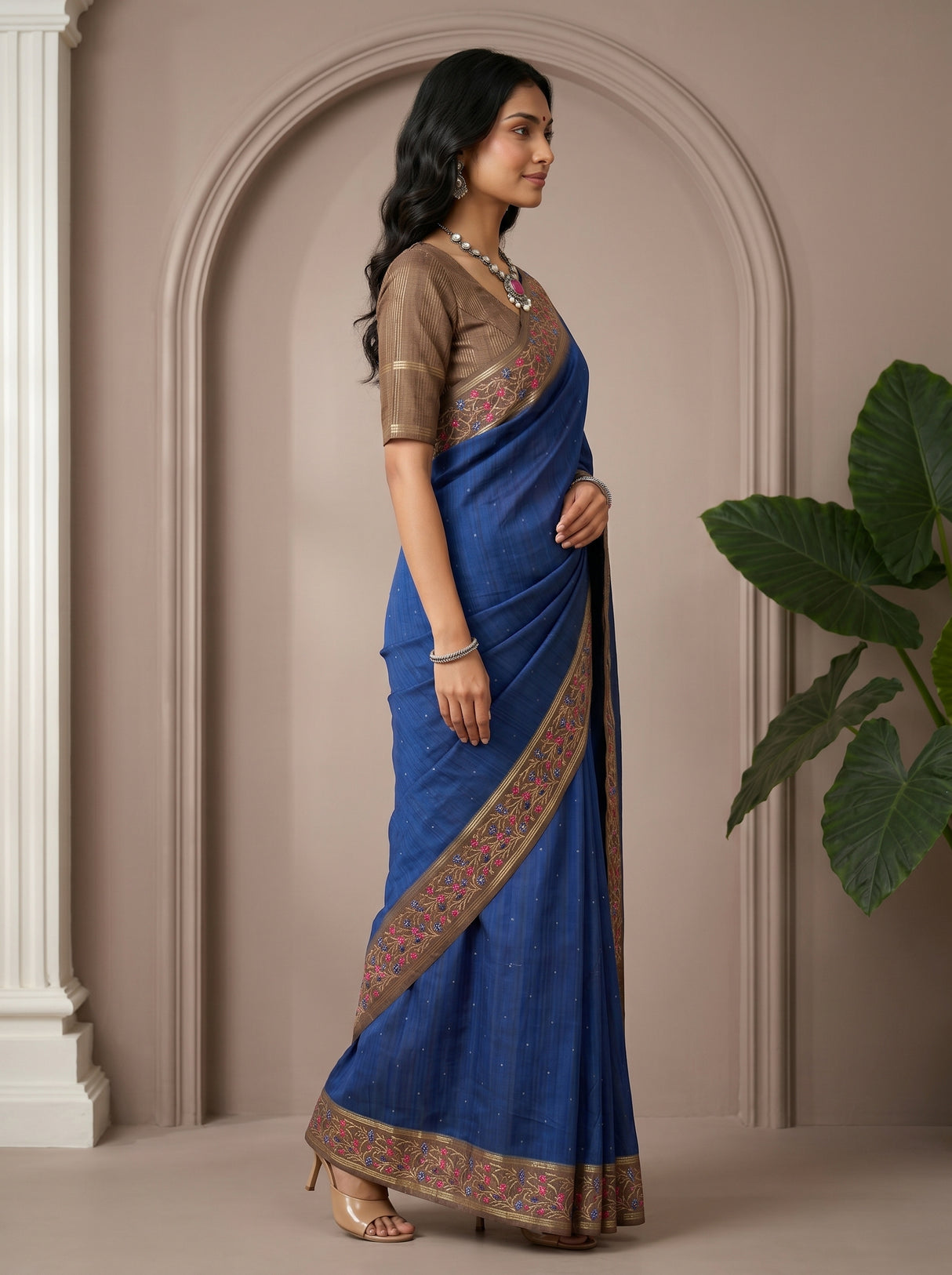 MIMOSA Saree Saree — pose 3 styling detail