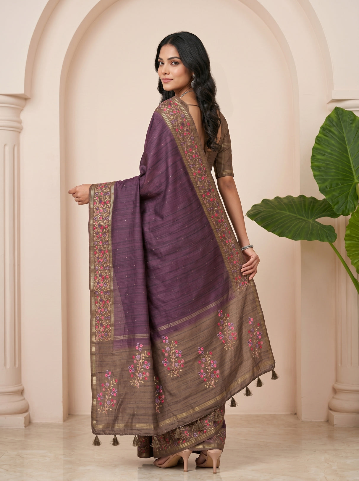 MIMOSA Saree Saree — pose 7 styling detail