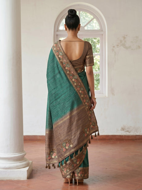 MIMOSA Saree Saree — pose 2 styling detail