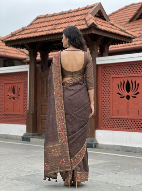 MIMOSA Chocolate Saree Saree — pose 2 styling detail