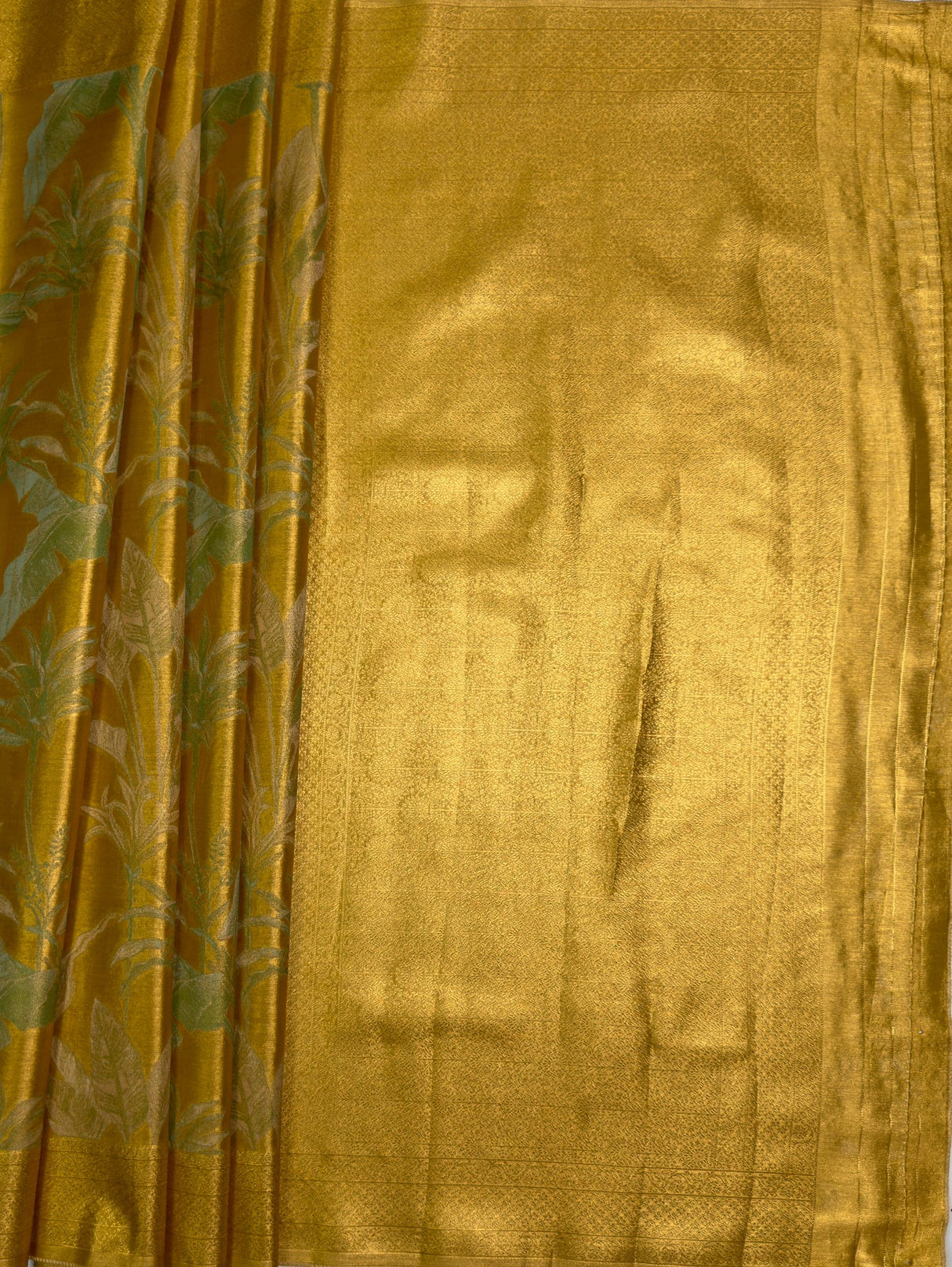 MIMOSA Gold Saree Saree — pallu and zari work detail