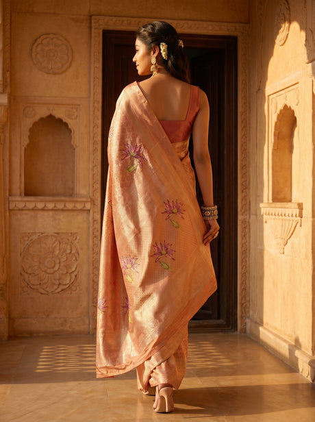 MIMOSA Saree Saree — pose 2 styling detail