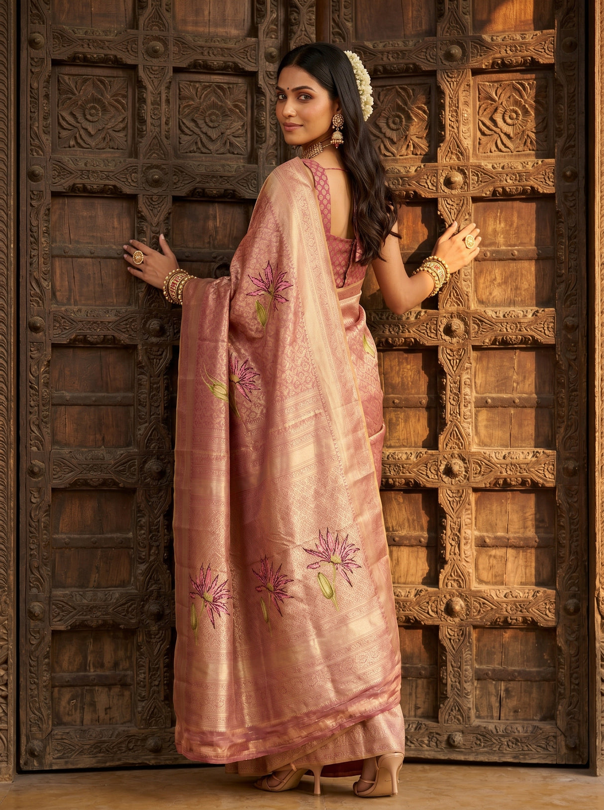 MIMOSA Saree Saree — pose 7 styling detail