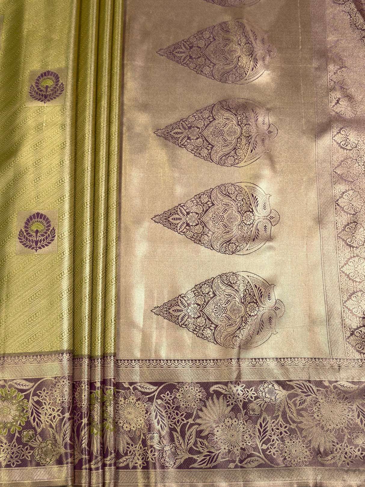 MIMOSA Saree Saree — pallu and zari work detail