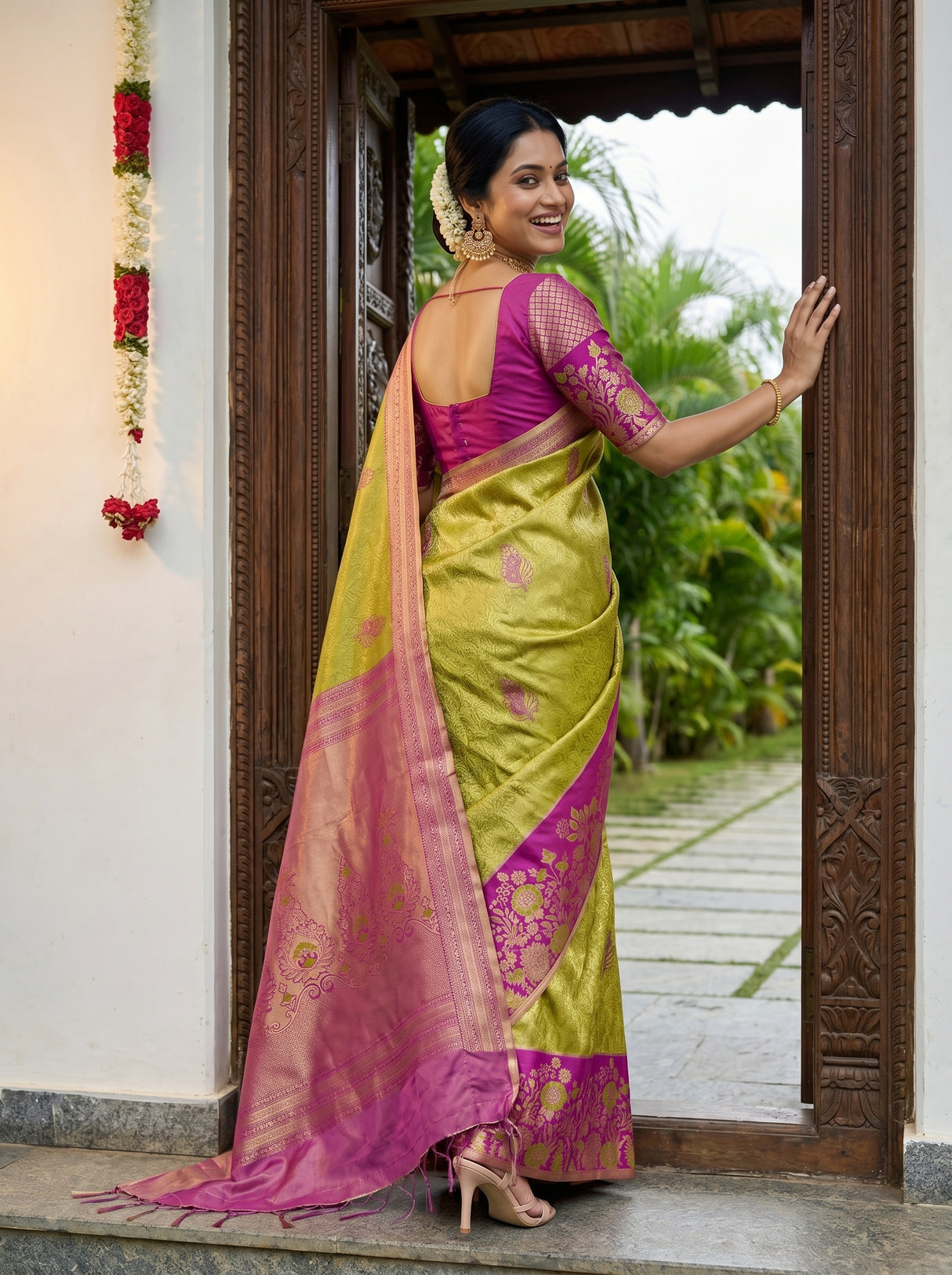 MIMOSA Saree Saree — pose 7 styling detail