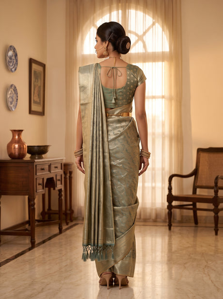 MIMOSA Saree Saree — pose 2 styling detail