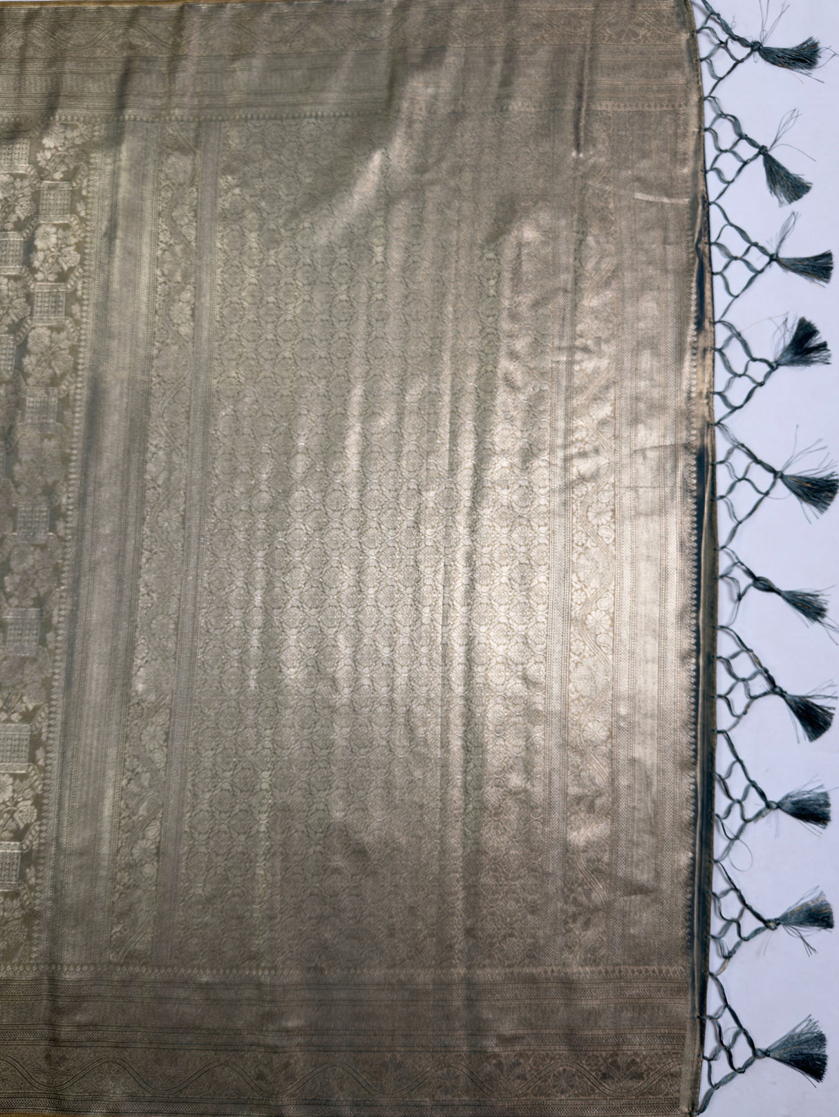 MIMOSA Saree Saree — pallu and zari work detail