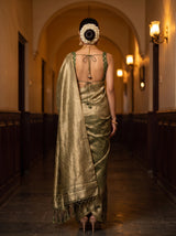 MIMOSA Saree Saree — pose 2 styling detail