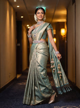 MIMOSA Saree Saree — pose 10 styling detail