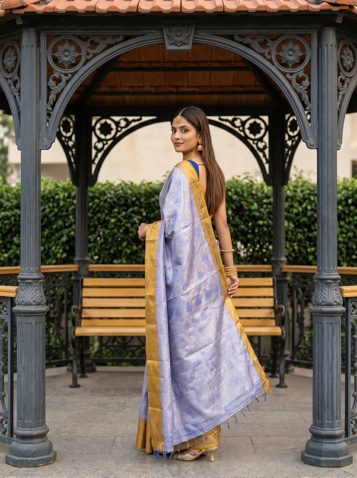 MIMOSA Violet Saree Saree — pose 7 styling detail
