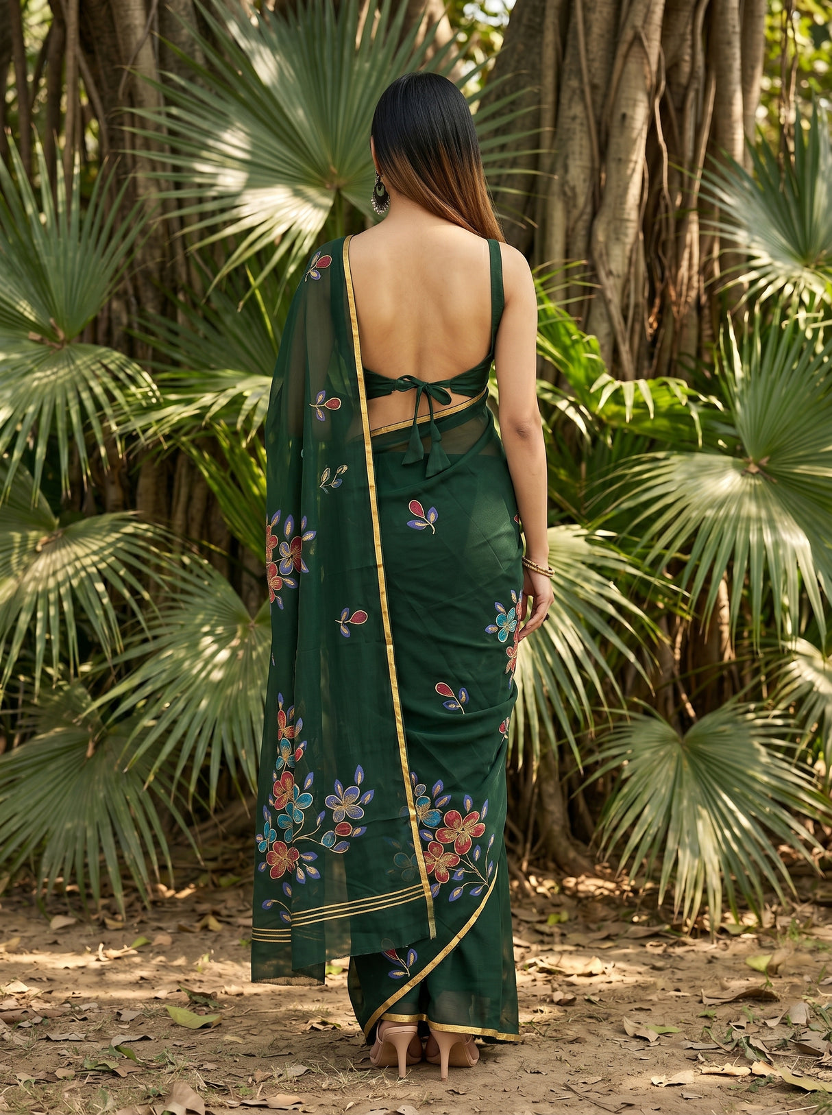 MIMOSA Saree Saree — pose 2 styling detail