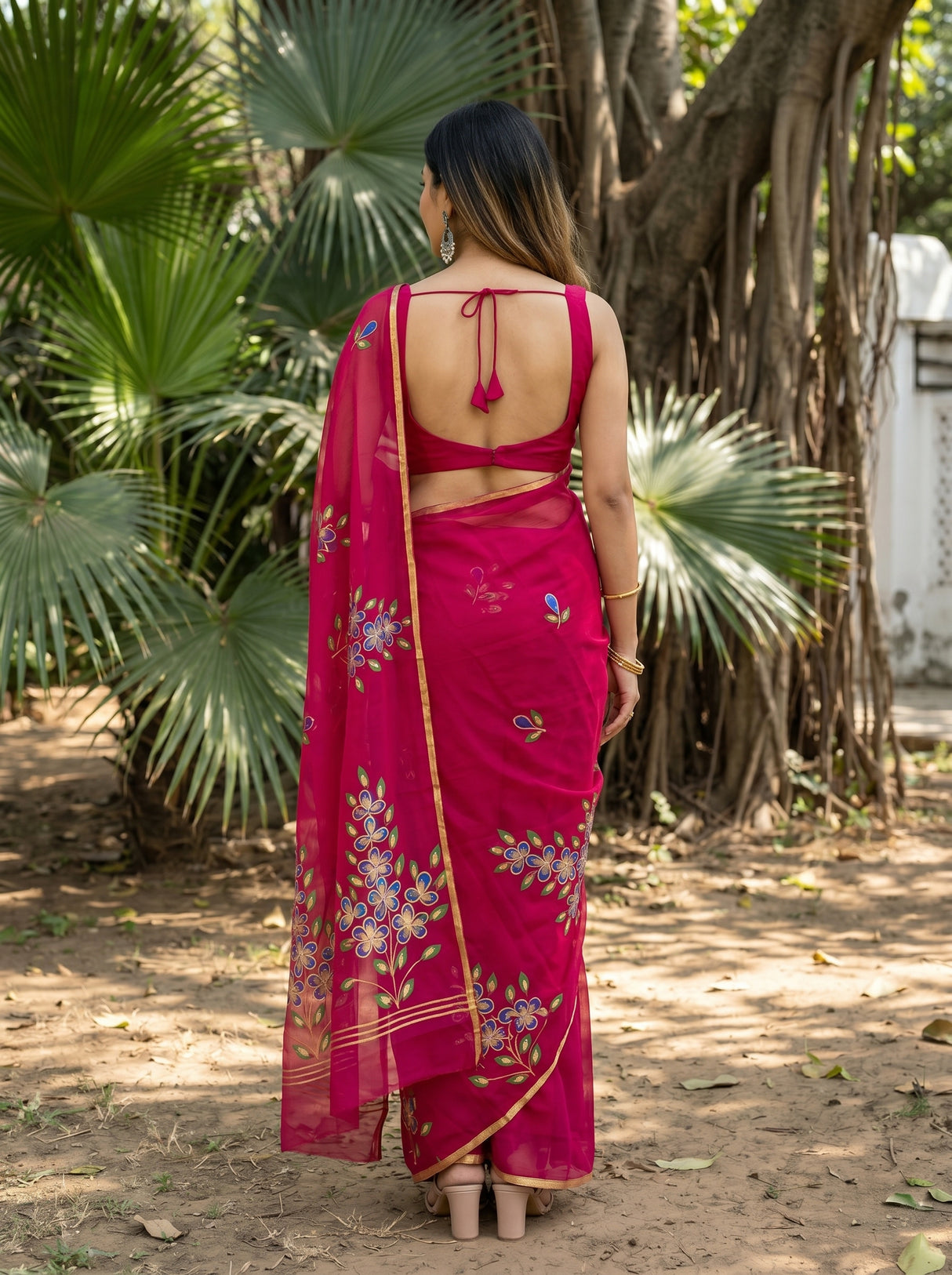 MIMOSA Saree Saree — pose 2 styling detail