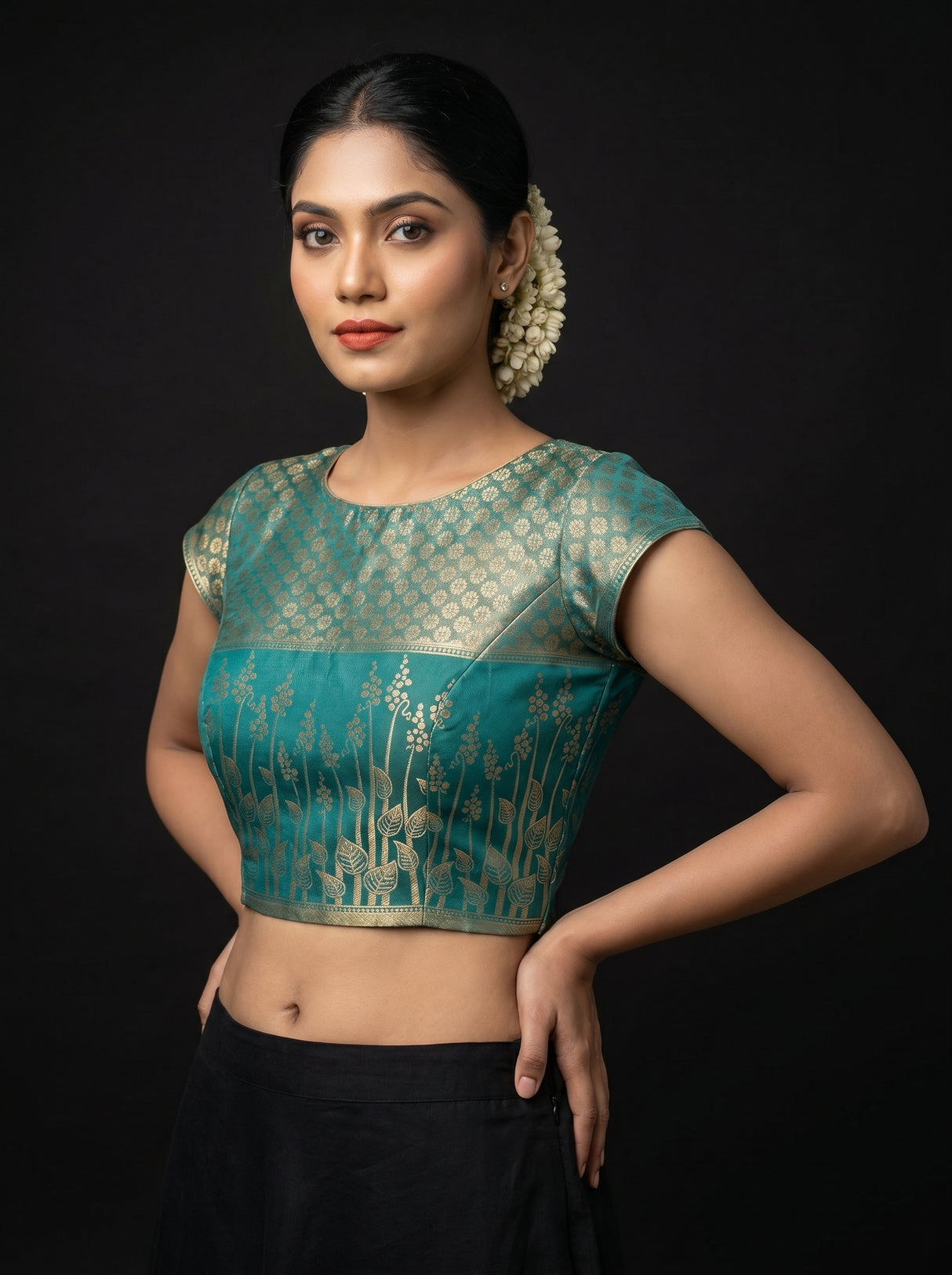 MIMOSA Saree Saree — blouse close-up