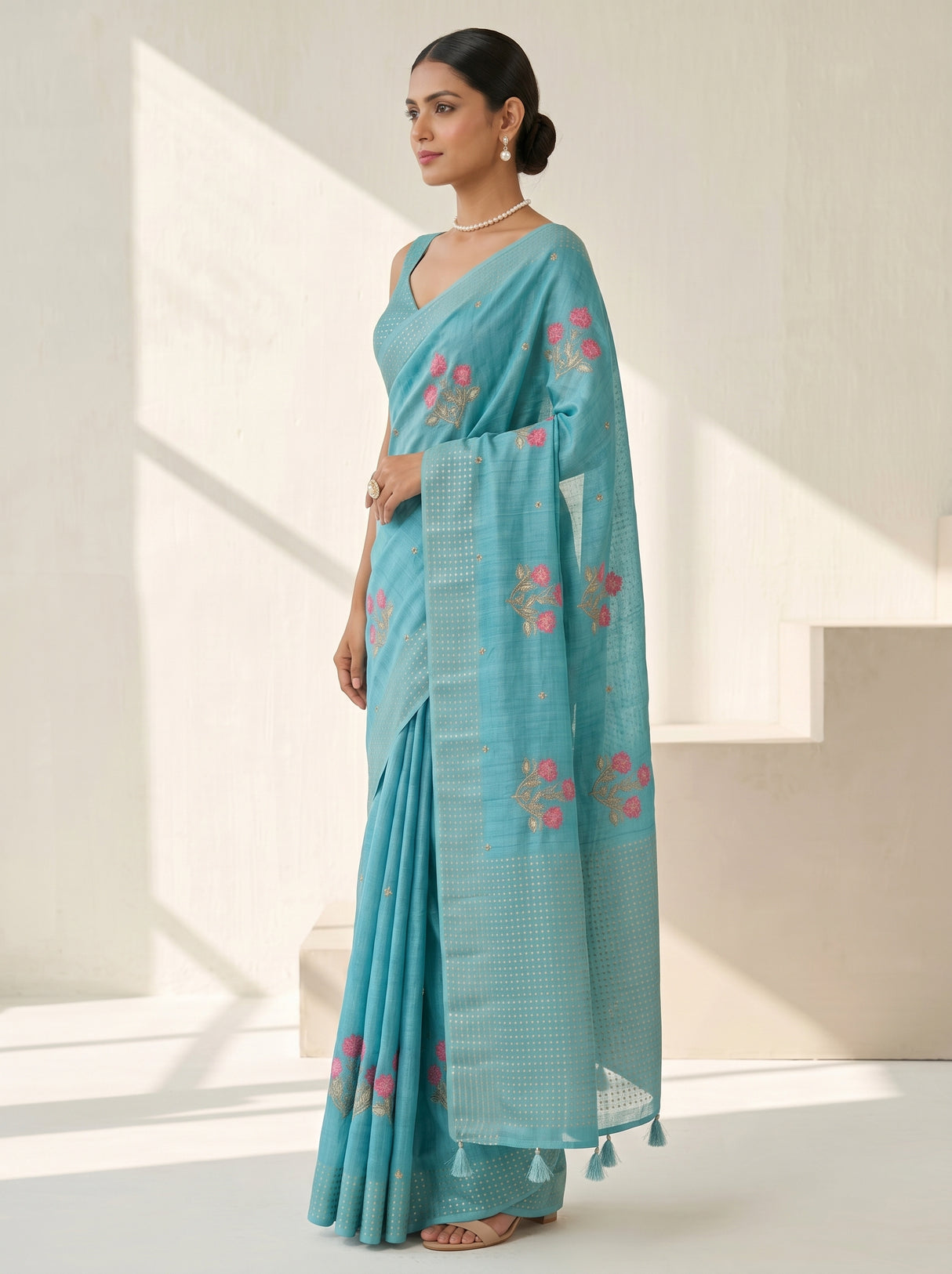 MIMOSA Saree Saree — pose 3 styling detail