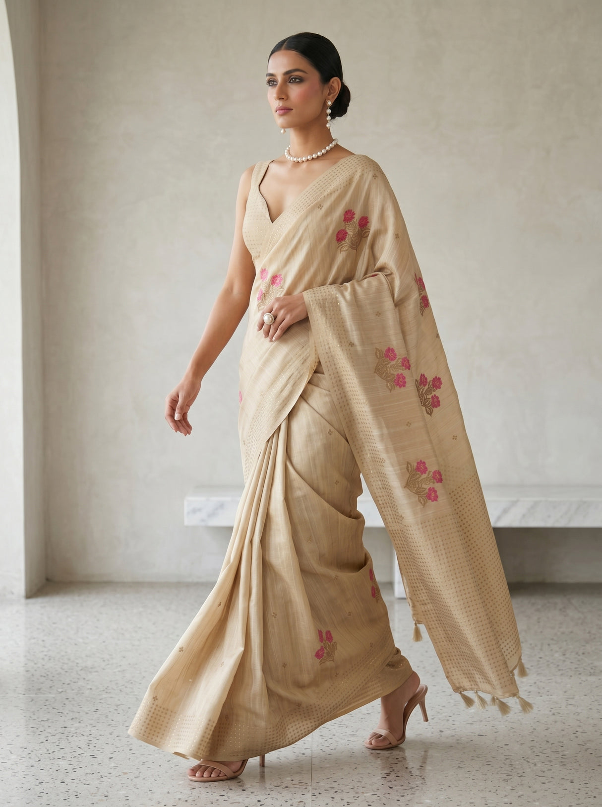 MIMOSA Saree Saree — pose 6 styling detail
