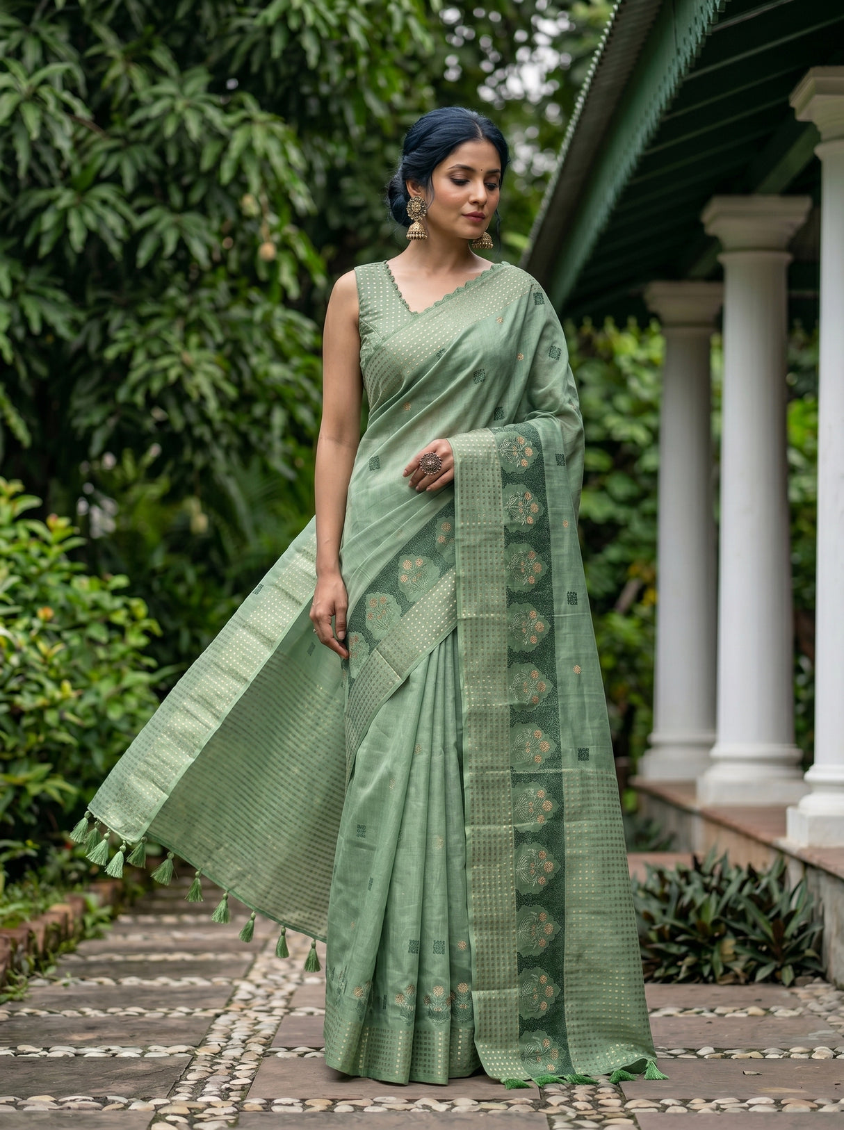 MIMOSA Pista Saree Saree — pose 9 styling detail