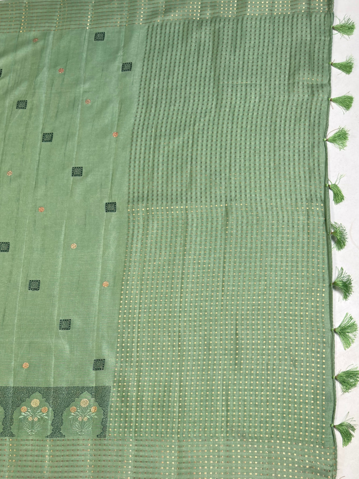 MIMOSA Pista Saree Saree — pallu and zari work detail