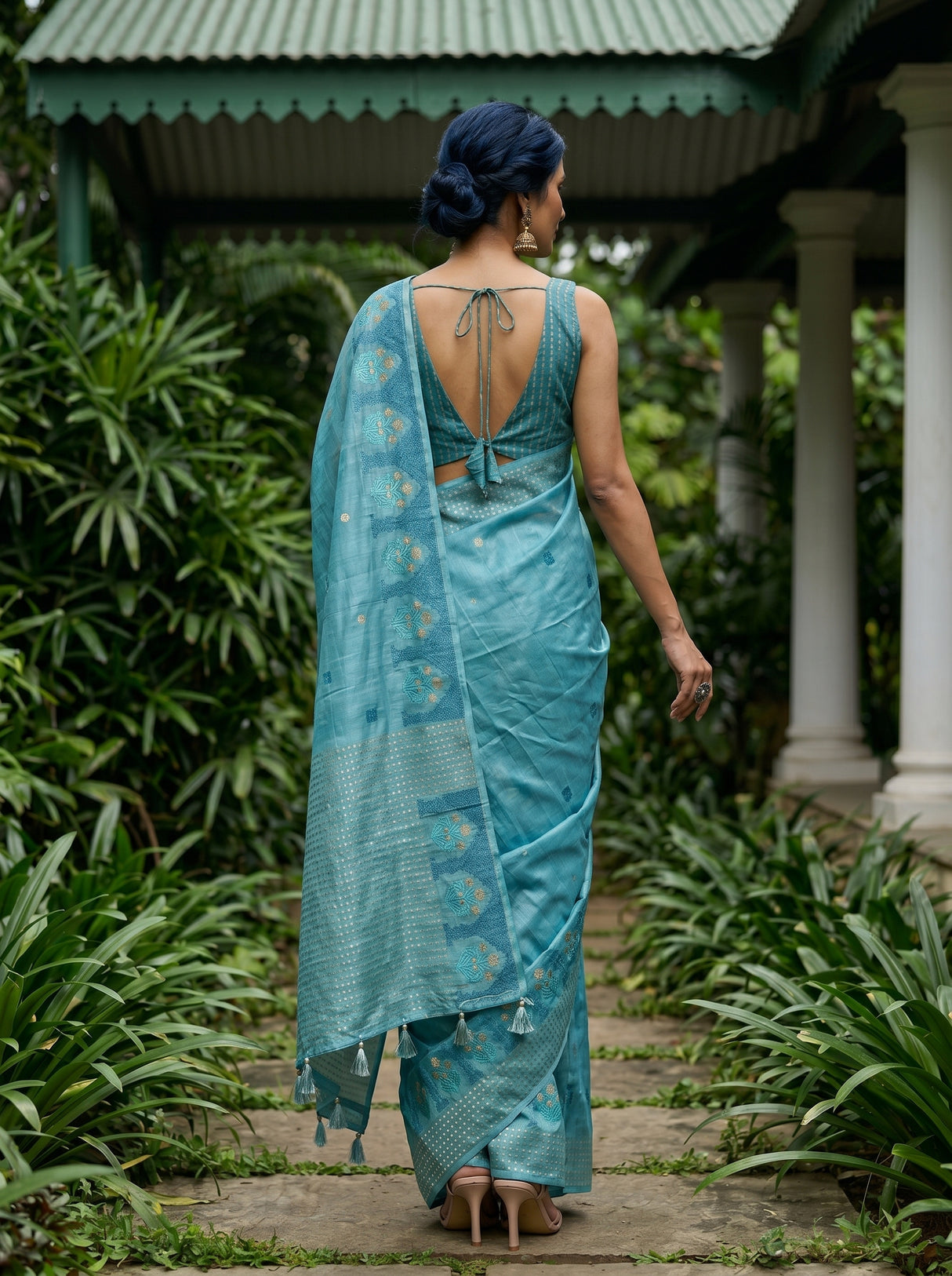 MIMOSA Sapphire Saree Saree — pose 2 styling detail