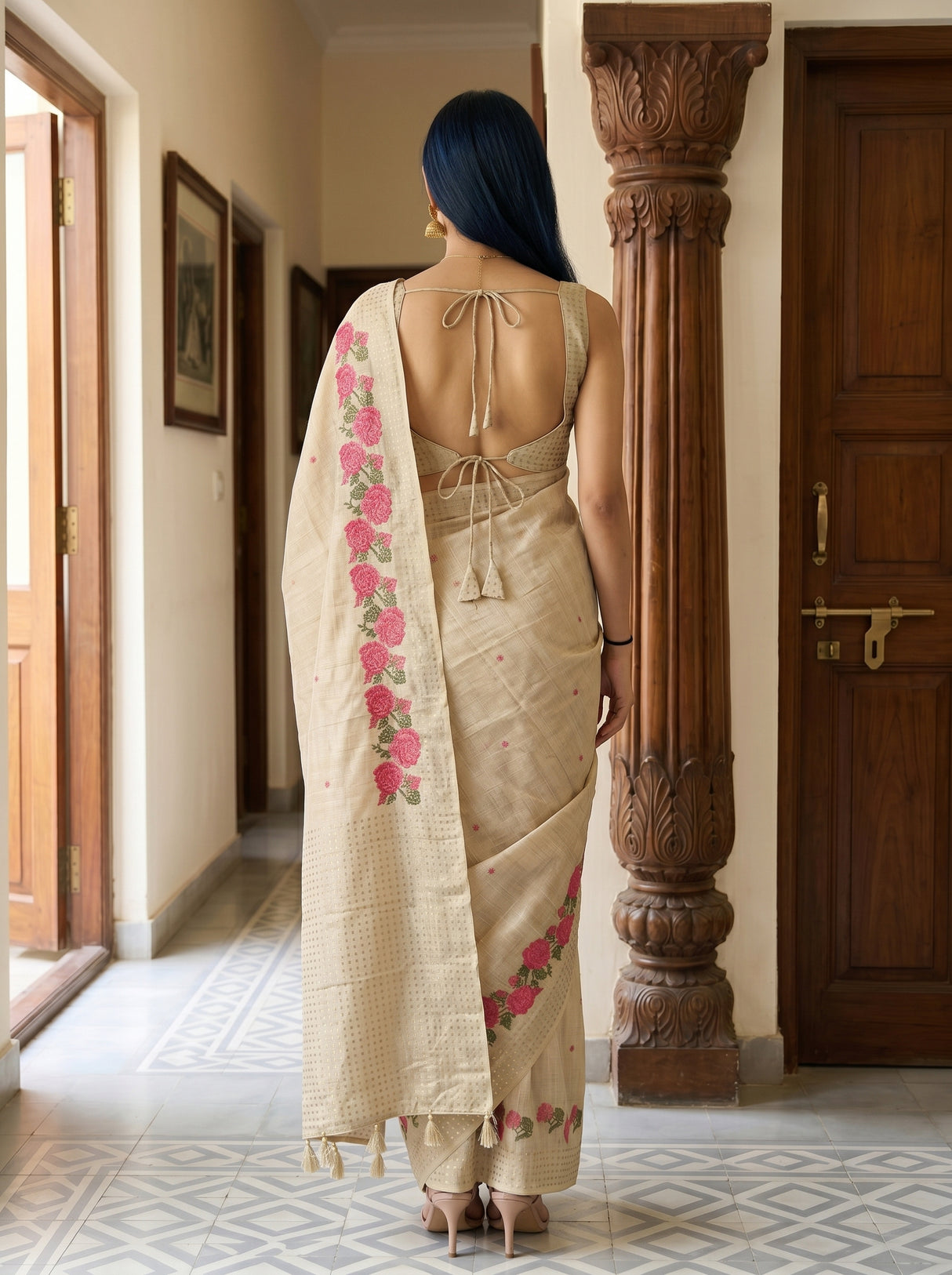 MIMOSA Saree Saree — pose 2 styling detail