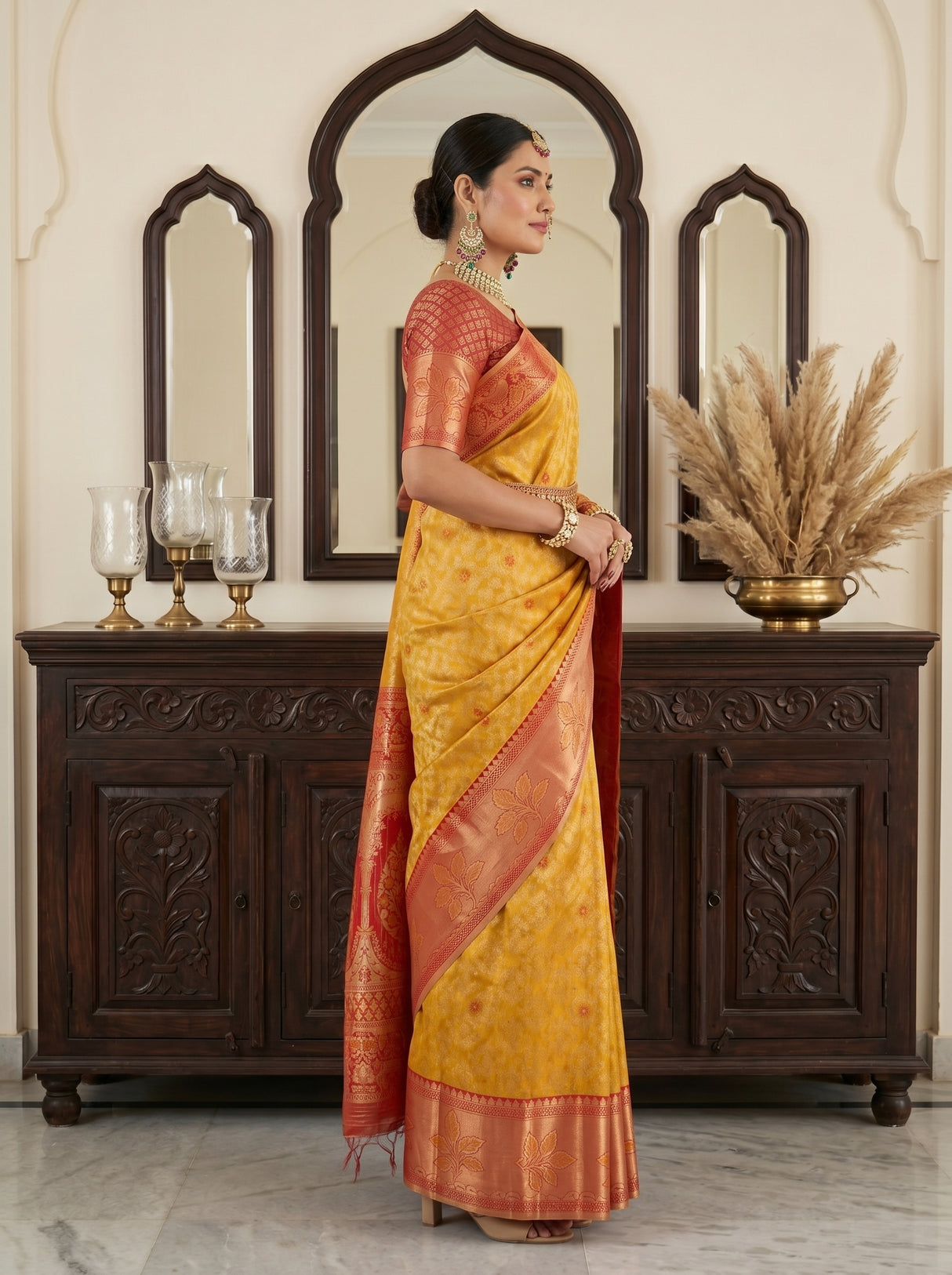 MIMOSA Saree Saree — pose 3 styling detail