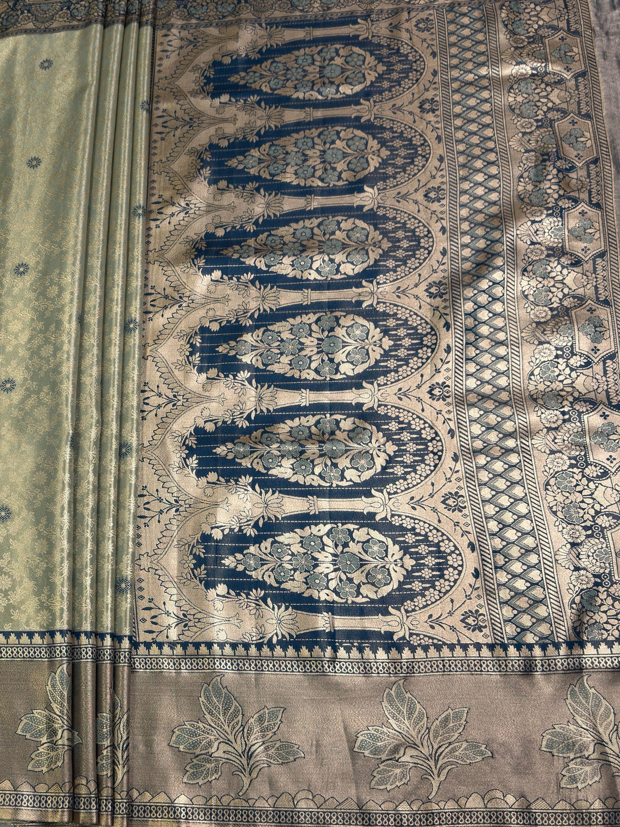 MIMOSA Saree Saree — pallu and zari work detail