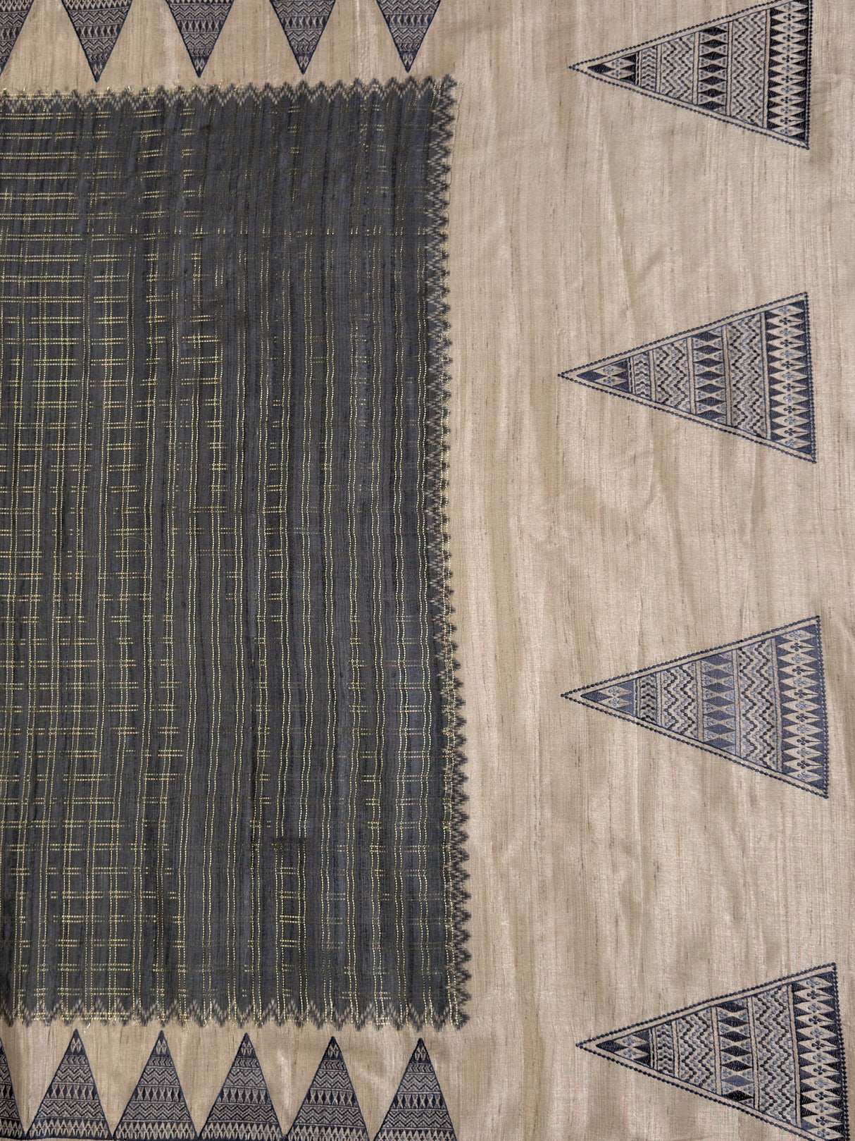 MIMOSA Grey Saree Saree — pallu and zari work detail