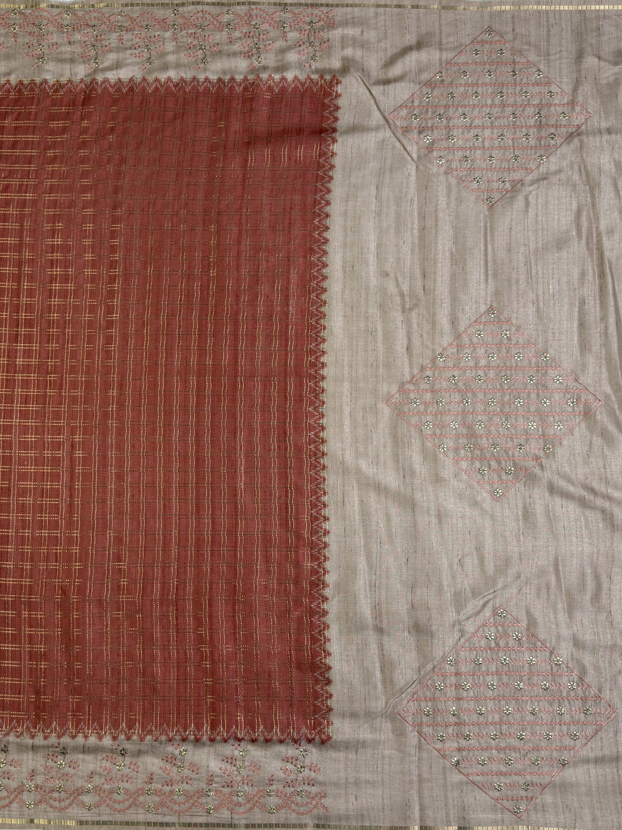 MIMOSA Maroon Saree Saree — pallu and zari work detail