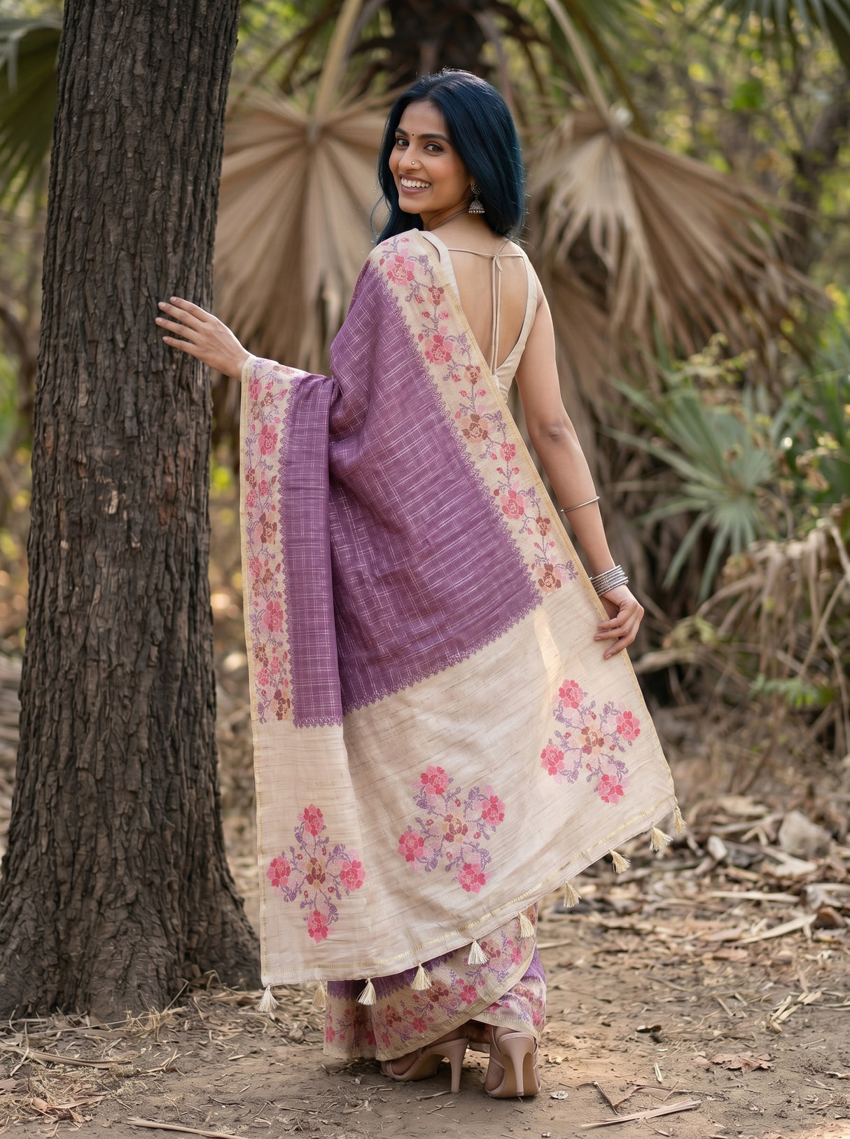 MIMOSA Magenta Banarasi Art Silk Saree — pose 7 styling detail