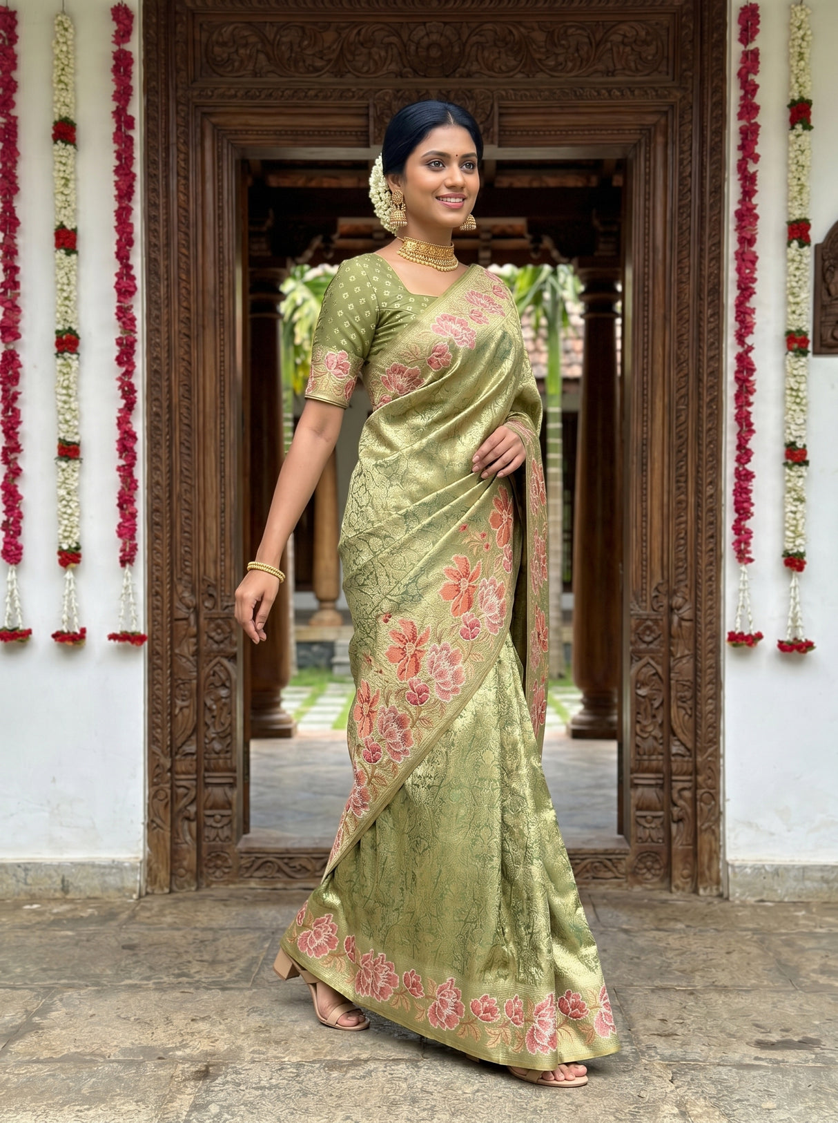 MIMOSA Saree Saree — pose 6 styling detail