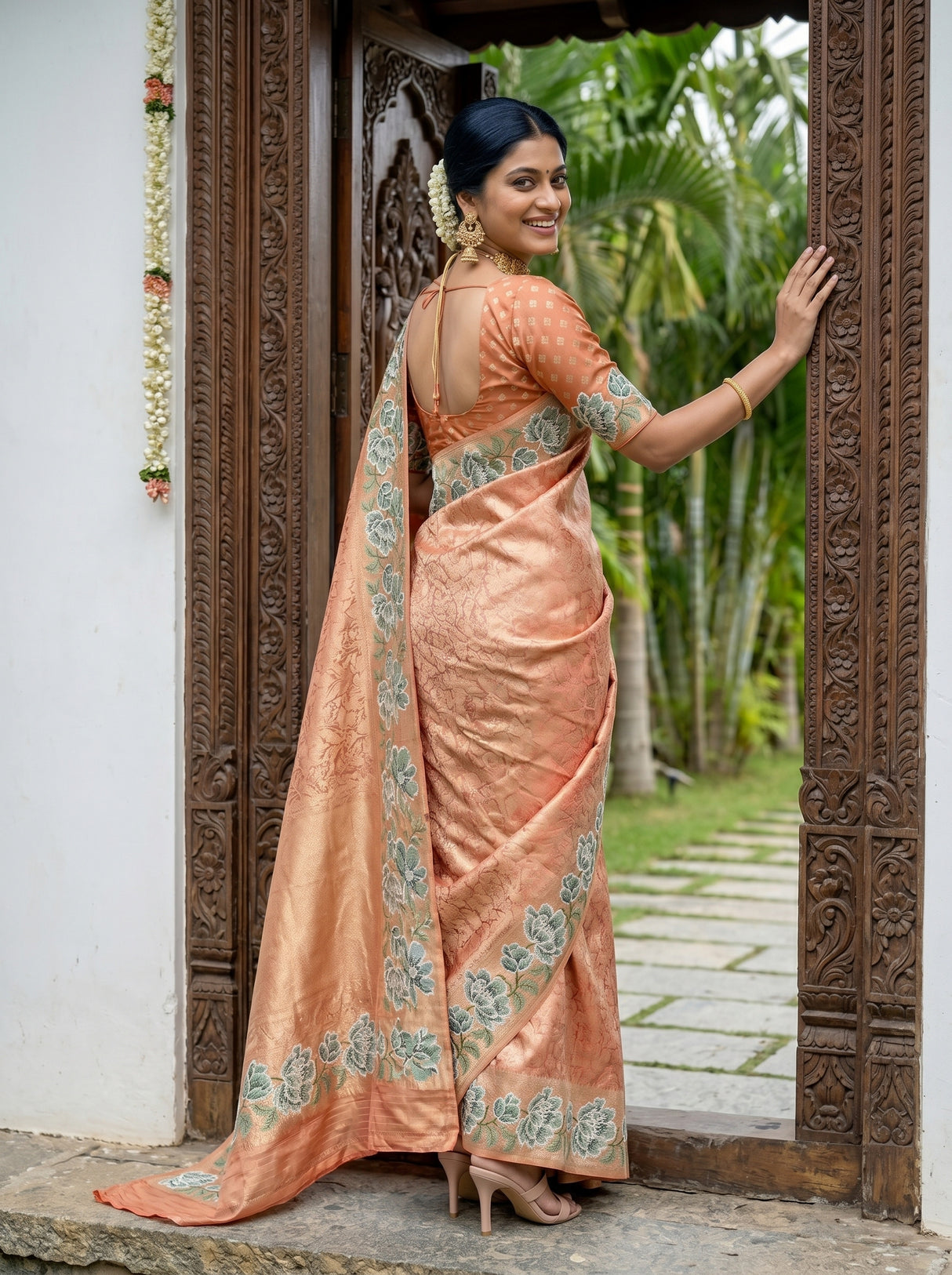 MIMOSA Saree Saree — pose 7 styling detail